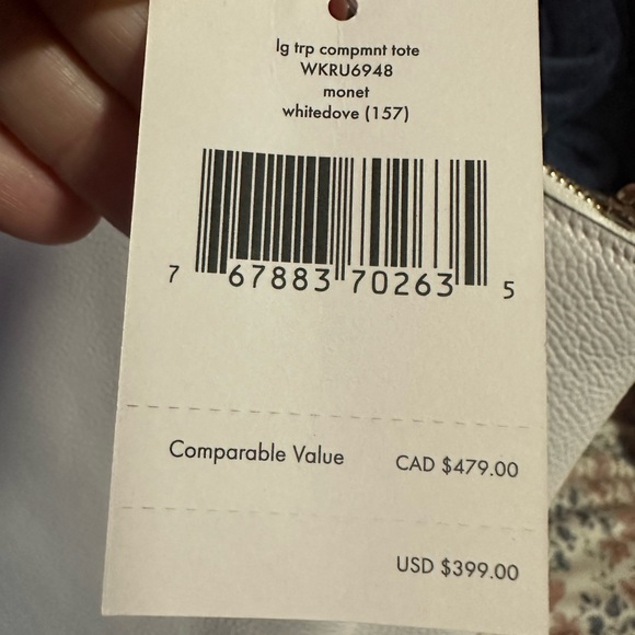 Kate Spade large triple compartment purse. NWT, Beautiful white bag. - Picture 2 of 10